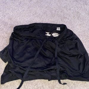 Reebok Women’s L shorts